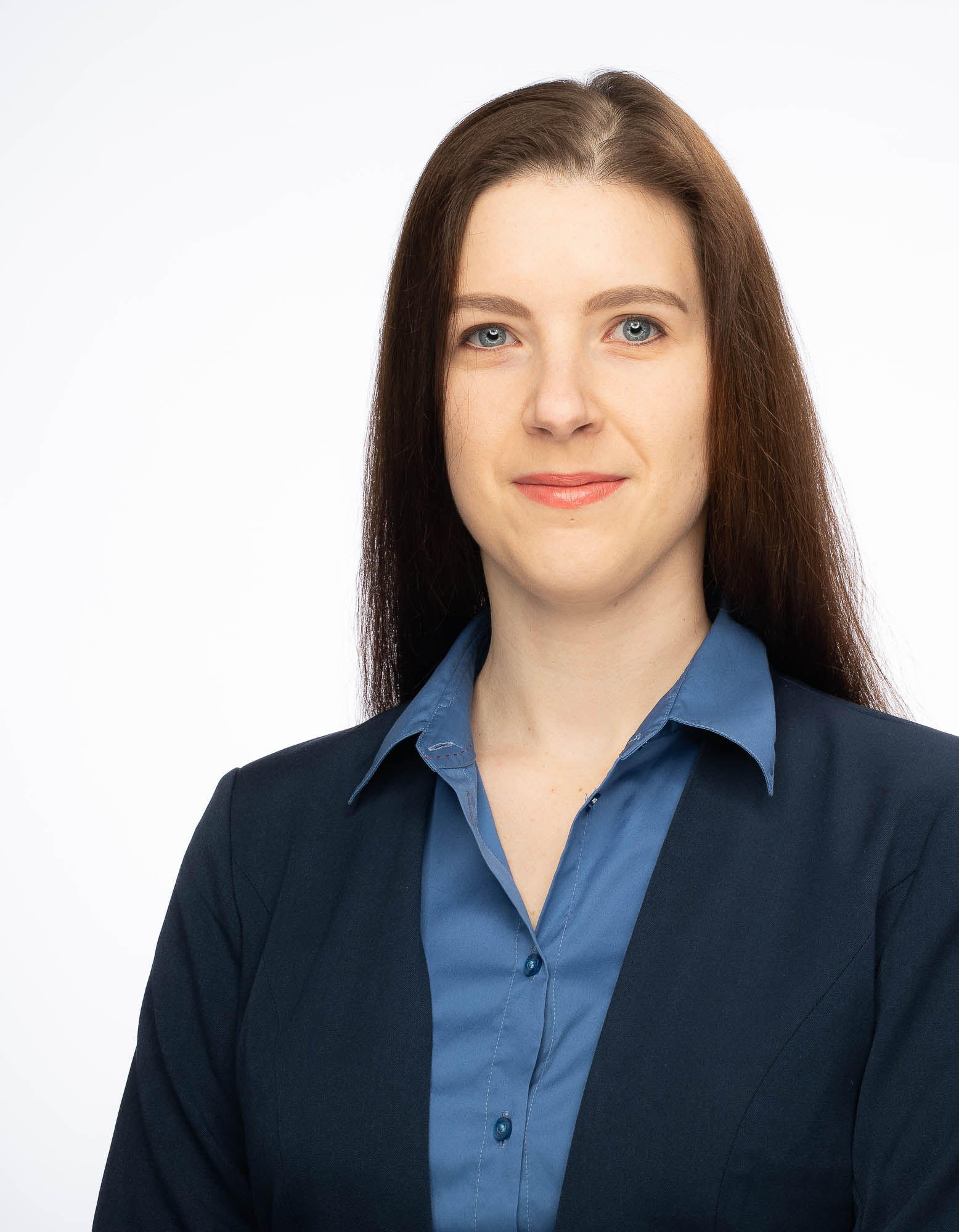 Export x3 Headshots Romina 202000960 Capture